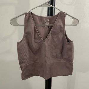 Stretchy tank top